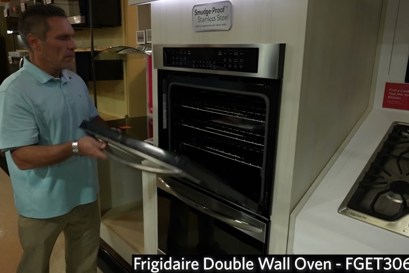 Double Wall Oven Repair in Country Walk